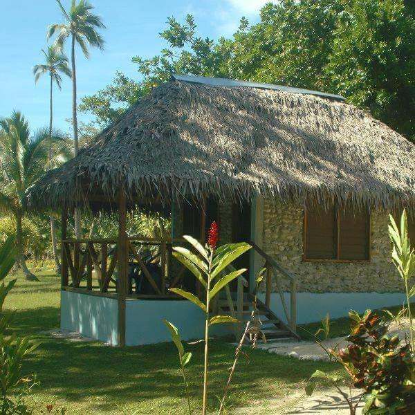 Lonnoc Beach Lodge Hog Harbour 外观 照片